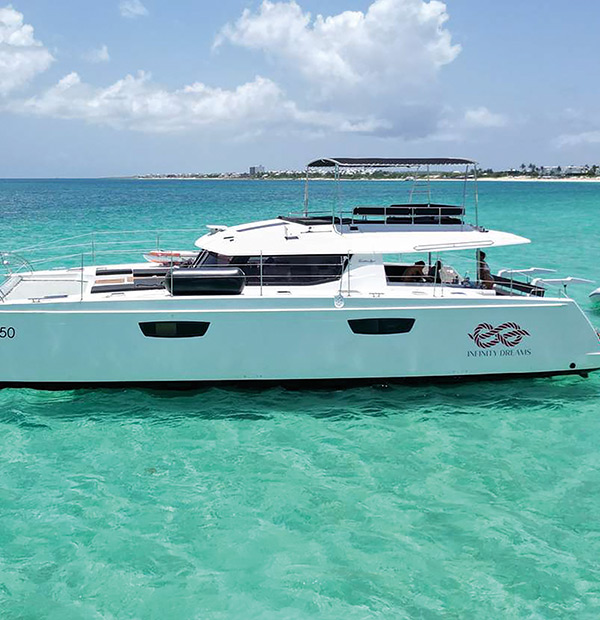 Boat Rentals in Saint Martin – Premium Excursions | Infinity Boat Charters