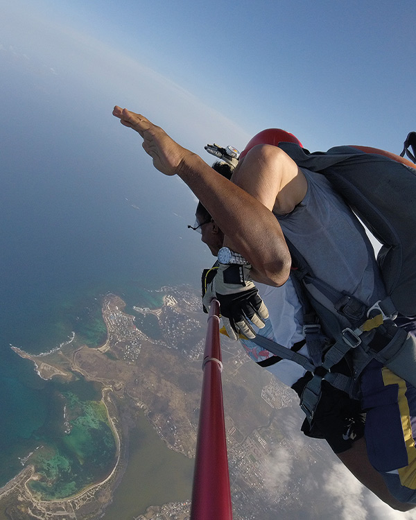 Parasailing and sky adventures in Saint Martin