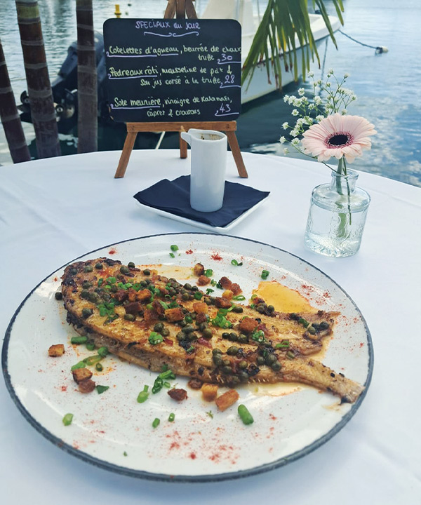Creative flavors and a refined atmosphere overlooking the Marina