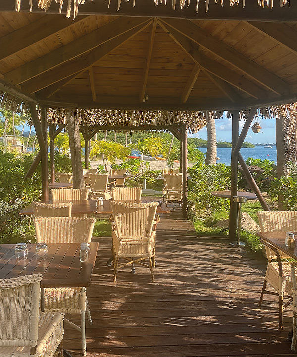Ma Ti Beach – Lagoon-View Restaurant in Nettle Bay