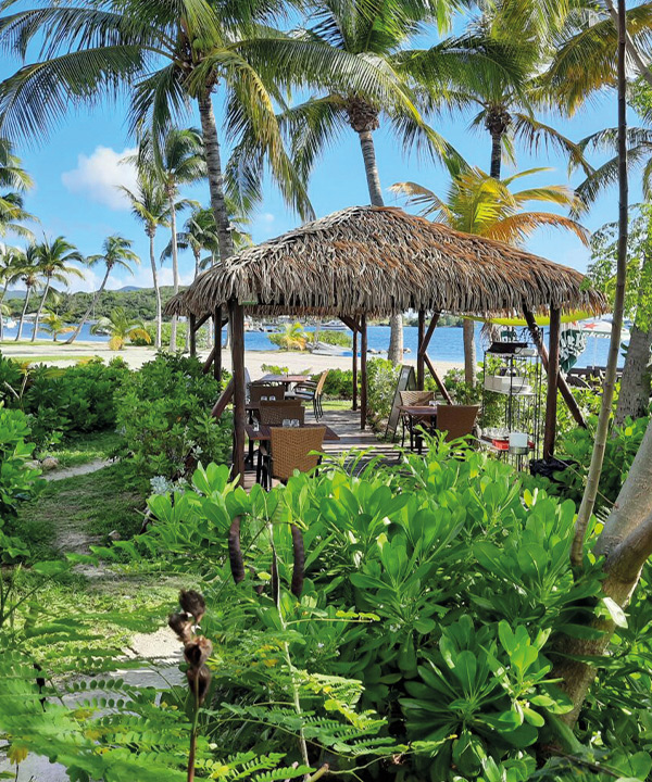 Ma Ti Beach – Lagoon-View Restaurant in Nettle Bay