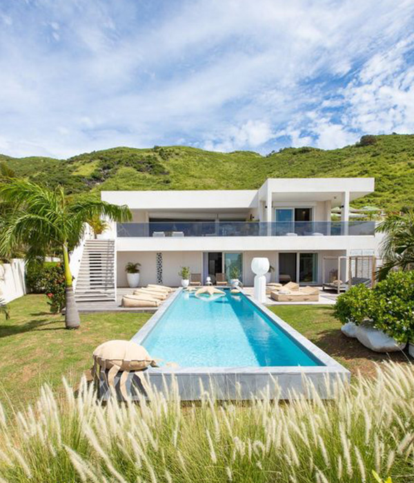 Vogue Art Villa – Luxury Villa Merging Art and Design in Saint Martin